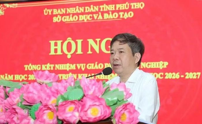 Ông Trần Minh Tuấn - Phó Giám đốc Sở GD&ĐT Phú Thọ phát biểu tại hội nghị.