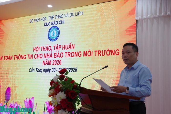 Đồng chí Đặng Khắc Lợi, Phó Cục trưởng Cục Báo chí, Bộ Văn hóa, Thể thao và Du lịch phát biểu khai mạc hội thảo. Ảnh: Thủy Nguyên