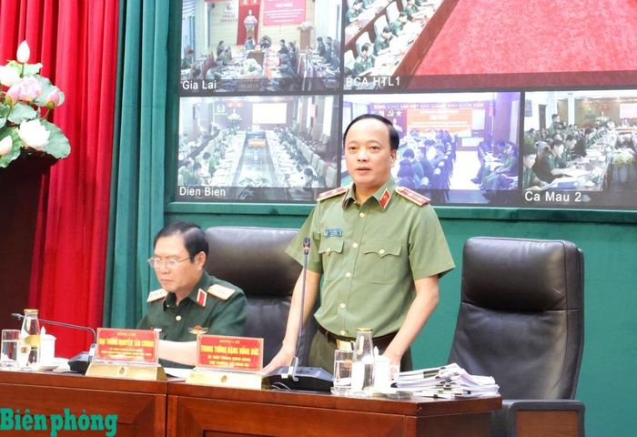 Trung tướng Đặng Hồng Đức phát biểu tại hội nghị. Ảnh: Hồng Pha