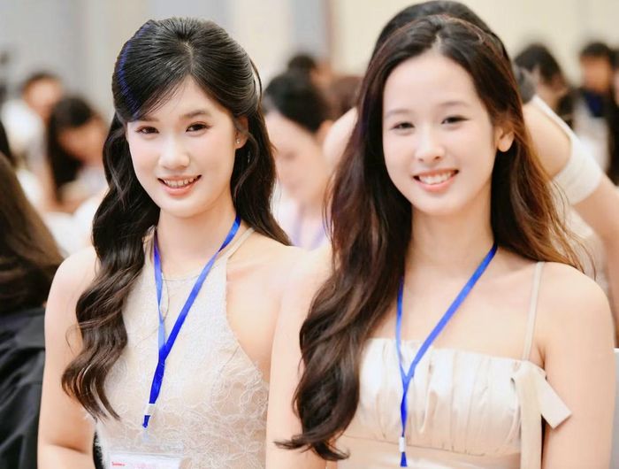 Chờ công bố kết quả sơ khảo, Vũ Lâm Bảo Chi (SBD 152) cho biết cô khá tự tin với phần thể hiện của mình và hy vọng có thể giành vé vào vòng tiếp theo. Bảo Chi kể phần phỏng vấn kín diễn ra thoải mái hơn cô tưởng tượng. Dù ban giám khảo đặt ra nhiều câu hỏi, không khí gần gũi giúp cô nhanh chóng lấy lại bình tĩnh. Điều khiến Bảo Chi ấn tượng nhất là câu hỏi của Hoa hậu Trúc Linh: "Nếu đăng quang Hoa hậu Việt Nam, điều đầu tiên em sẽ làm là gì?". Không chút do dự, cô trả lời: "Em sẽ ôm bố mẹ".