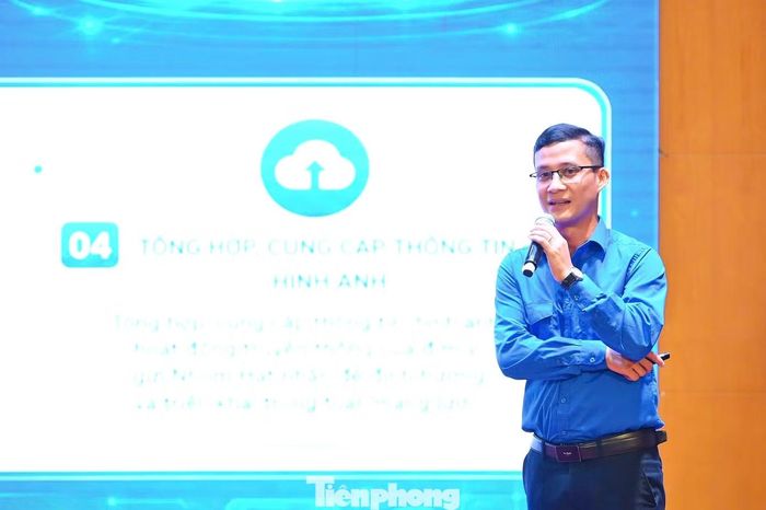 Anh Nguyễn Tiến Nhâm - Phó Bí thư Đoàn Thanh niên VNPT giới thiệu về Mạng lưới Đại sứ truyền thông VNPT.