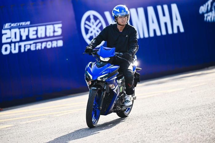 Từ TCS, ABS đến Y-On, Yamaha Exciter 155 VVA – TCS hướng đến trải nghiệm vận hành chủ động và hiện đại.