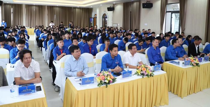 Các đại biểu tham dự chương trình. Ảnh: Hải Đăng