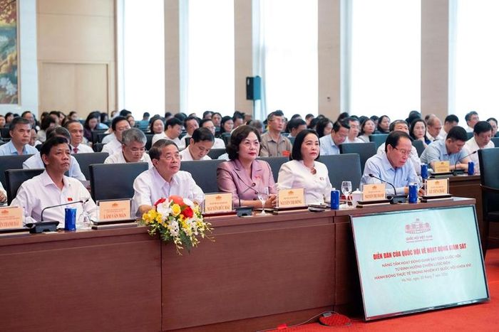  Các đại biểu tham dự Diễn đàn (Ảnh: CTTĐT Quốc hội).