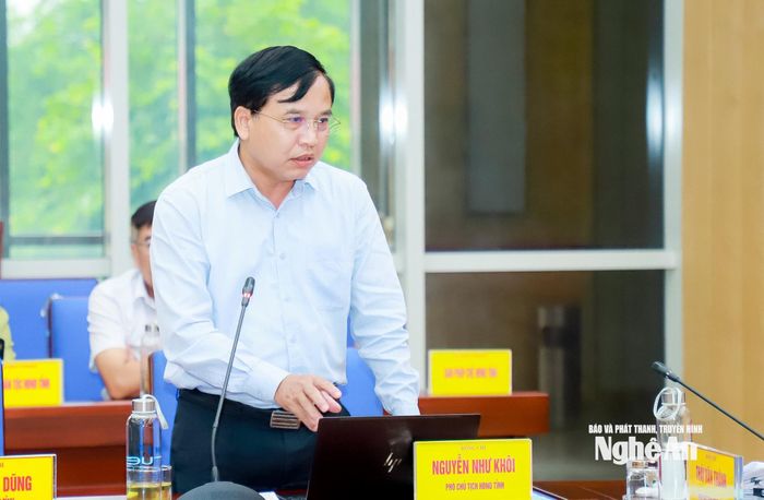 Đồng chí Nguyễn Như Khôi - Ủy viên Ban Chấp hành Đảng bộ tỉnh, Phó Chủ tịch HĐND tỉnh phát biểu đề cập đến tính cần thiết trong tham mưu xây dựng, ban hành các chính sách gắn với nguồn lực, đảm bảo triển khai thiết thực, hiệu quả. Ảnh: Thành Duy