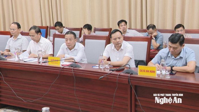 Các đại biểu tham dự buổi làm việc. Ảnh: Thanh Nhàn