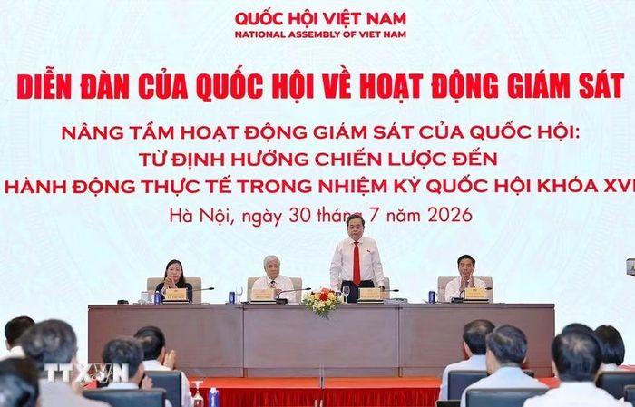 Chủ tịch Quốc hội Trần Thanh Mẫn chủ trì Diễn đàn. (Ảnh: Doãn Tấn/TTXVN)