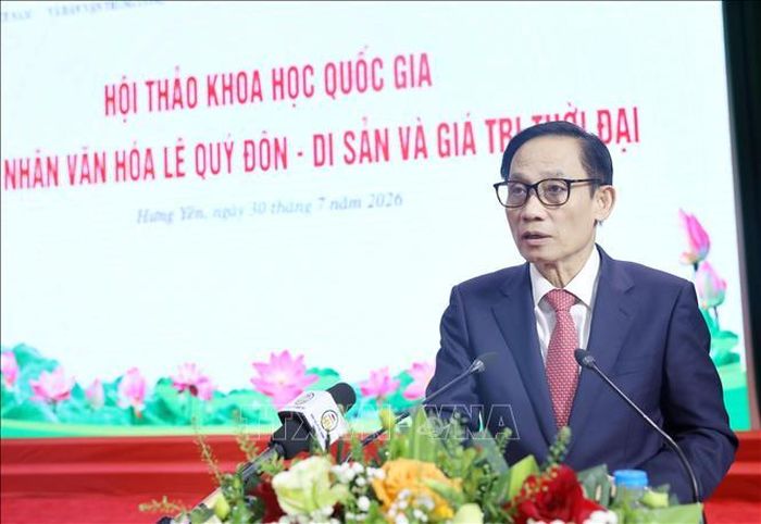 Ủy viên Bộ Chính trị, Bộ trưởng Bộ Ngoại giao Lê Hoài Trung phát biểu tại hội thảo. Ảnh: Thế Duyệt/TTXVN