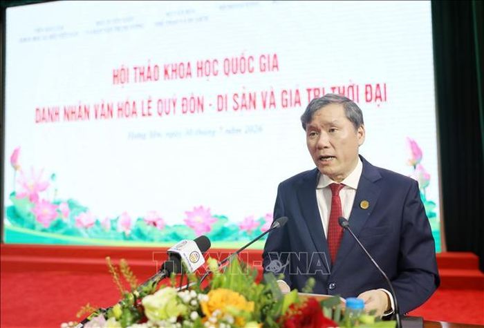 Ủy viên Trung ương Đảng, Chủ tịch Viện Hàn lâm Khoa học xã hội Việt Nam Lê Văn Lợi phát biểu tại hội nghị. Ảnh: Thế Duyệt/TTXVN