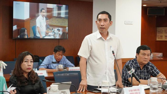 Ông Nguyễn Thế Khang, Phó Chủ tịch UBND phường Vườn Lài trả lời báo chí vào chiều 30/7.