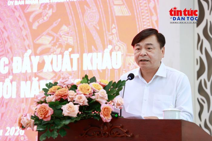 Ông Nguyễn Hoàng Hiệp, Thứ trưởng Bộ NN&MT, phát biểu tại Hội nghị.
