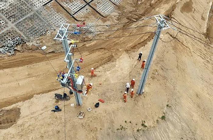 PC Đà Nẵng đưa vào vận hành công trình cấp điện cho 3 điểm trường thuộc Trường Phổ thông nội trú liên cấp TH-THCS khu vực Nam Giang.