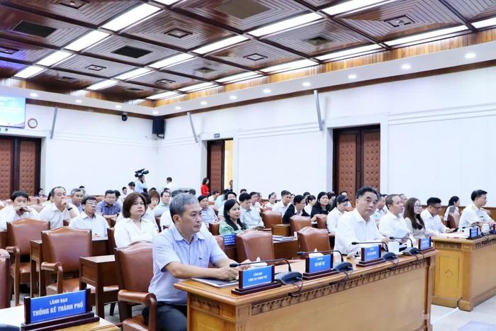 Đại biểu tham dự hội nghị.