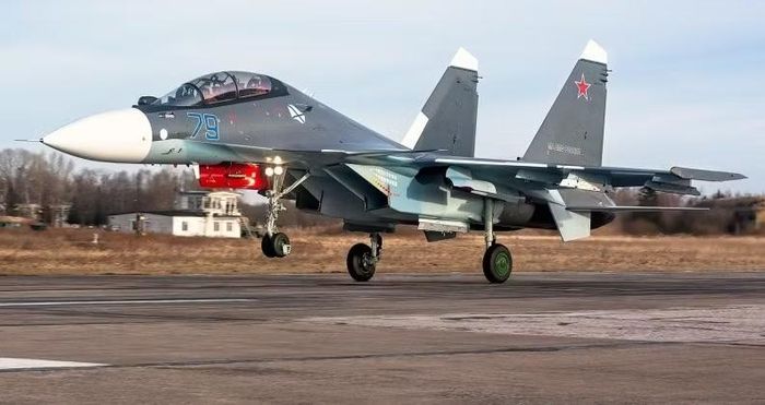 Máy bay chiến đấu Su-30SM2 của Hải quân Nga. Ảnh: MW.