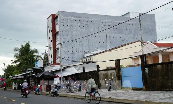 Nhà nuôi yến nằm trong nội ô phường Rạch Giá, tỉnh An Giang. Ảnh: Lê Huy Hải - TTXVN
