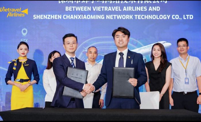 Vietravel Airlines chính thức ra mắt Tổng Đại lý tại thị trường Thâm Quyến (Trung Quốc). Ảnh: Bnews/vnanet.vn phát