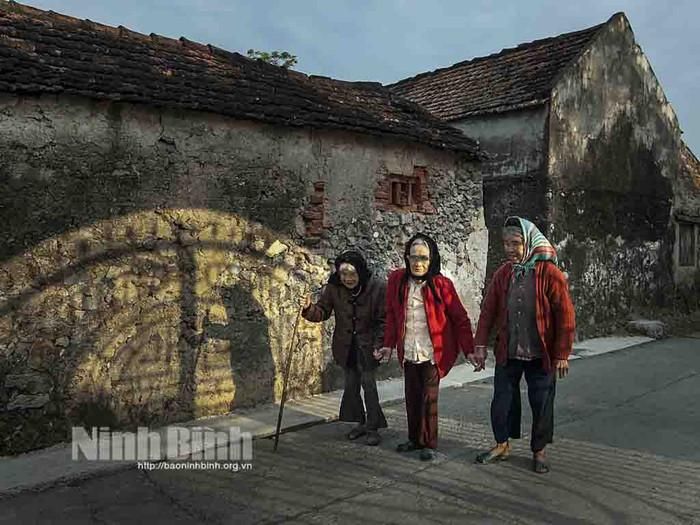 Khung cảnh làng quê ở quê hương diễn viên Phương Oanh. Ảnh: báo Ninh Bình