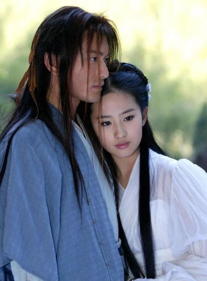 Hình ảnh Dương Quá chờ đợi Tiểu Long Nữ suốt 16 năm trở thành biểu tượng của tình yêu chung thủy trong thế giới Kim Dung.
