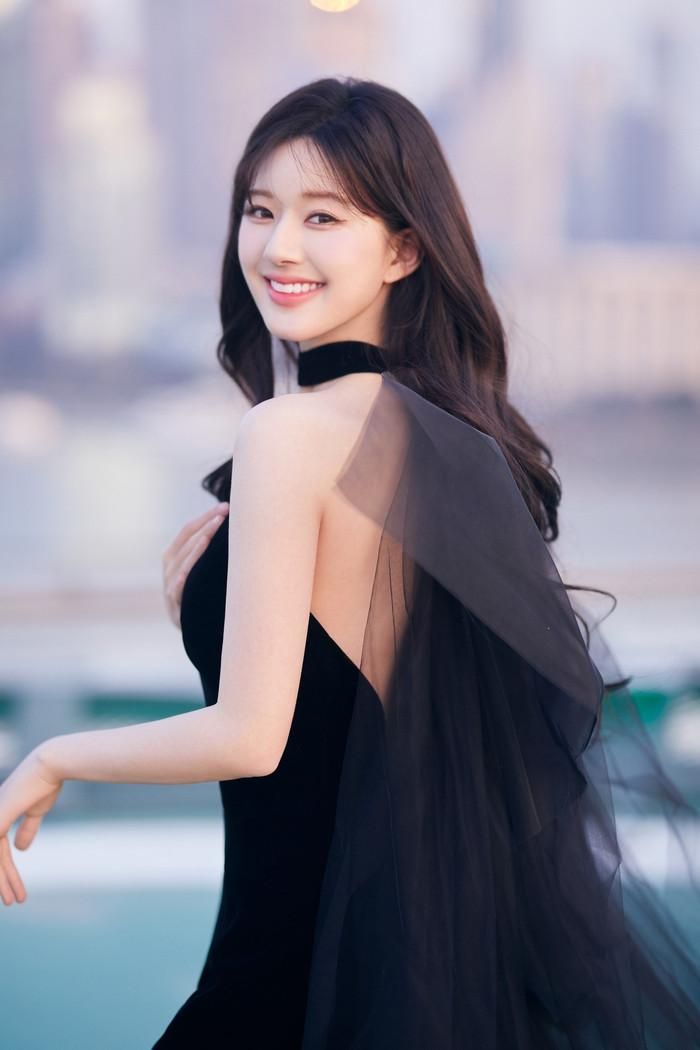 Triệu Lộ Tư công khai tuyển kịch bản, làm dấy lên kỳ vọng về cơ hội trở lại của các dự án nguyên tác.