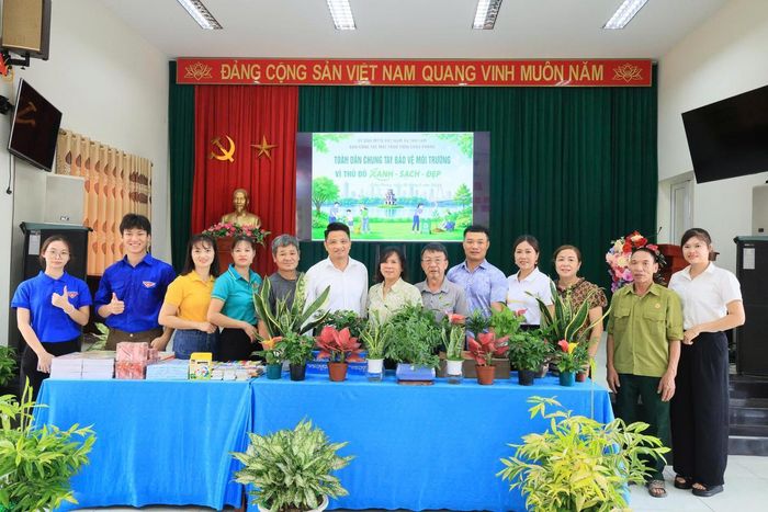 Xã Thư Lâm đồng loạt thực hiện phong trào "Toàn dân chung tay bảo vệ môi trường, vì Thủ đô xanh sạch đẹp"