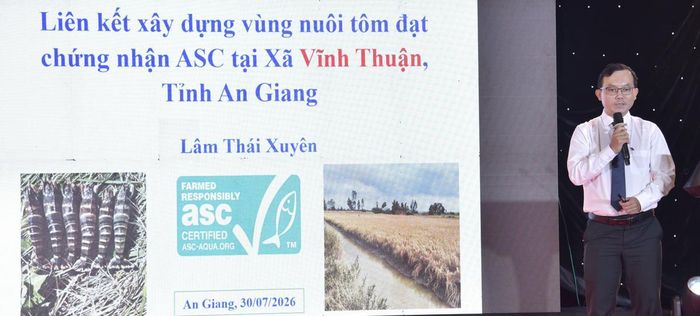 Ông Lâm Thái Xuyên, Giám đốc Công ty TNHH Xã hội Tôm Chứng nhận Minh Phú, khẳng định sẽ đồng hành lâu dài với người dân trong việc phát triển mô hình nuôi tôm bền vững, cải thiện sinh kế và mở rộng cơ hội tiếp cận thị trường ngay cả sau khi dự án kết thúc.