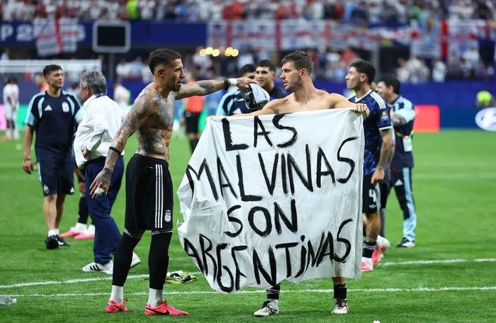 FIFA đã khởi động các biện pháp kỷ luật đối với Argentina vì biểu ngữ về quần đảo Falklands. Ảnh: Shutterstock Editorial