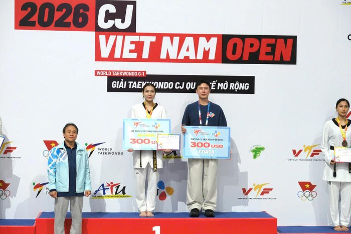 Phạm Ngọc Châm xuất sắc giành HCV ở hạng cân dưới 62 kg nữ. Ảnh: Ban Tổ chức