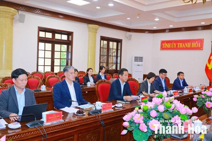 Đoàn công tác của Tập đoàn Sumitomo Corporation dự buổi làm việc.