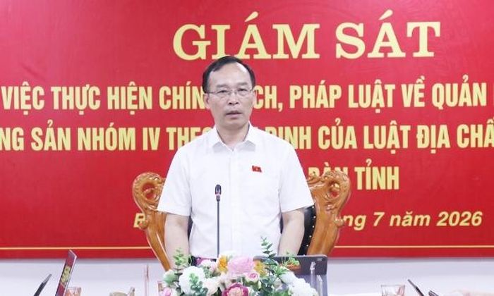 Đồng chí Trần Văn Tuấn phát biểu kết luận buổi giám sát.