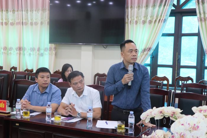 Đại diện cơ quan báo chí Trung ương thường trú trên địa bàn tỉnh phát biểu ý kiến tại hội nghị.