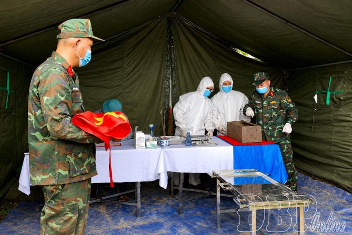 Mẫu sinh phẩm được mã hóa, quản lý thông tin và bảo quản nghiêm ngặt trước khi đối sánh ADN.