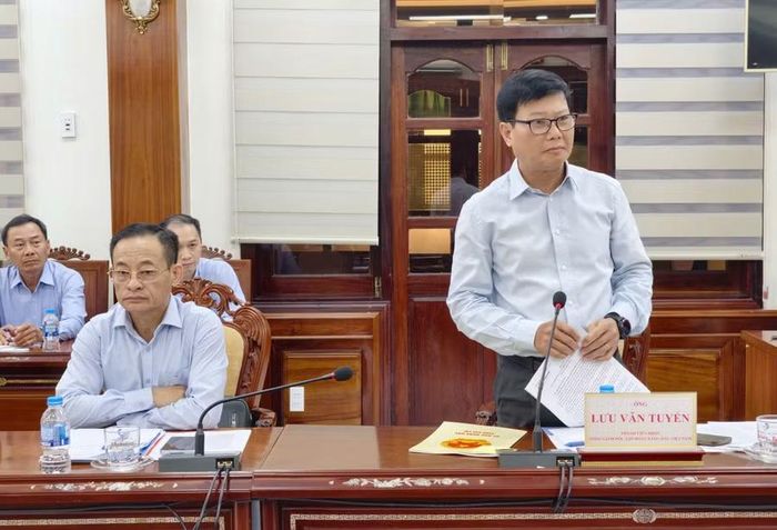  Ông Lưu Văn Tuyển - Thành viên HĐQT, Tổng Giám đốc Tập đoàn Xăng dầu Việt Nam cam kết tăng cường điều tiết nguồn cung, đáp ứng nhu cầu xăng dầu trên địa bàn tỉnh Gia Lai. Ảnh: Dũng Nhân 