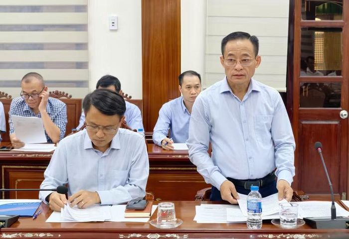  Ông Phạm Ngọc Khuyến - Chủ tịch Công ty TNHH MTV Petrolimex Gia Lai cam kết bảo đảm nguồn cung xăng dầu. Ảnh: Dũng Nhân 