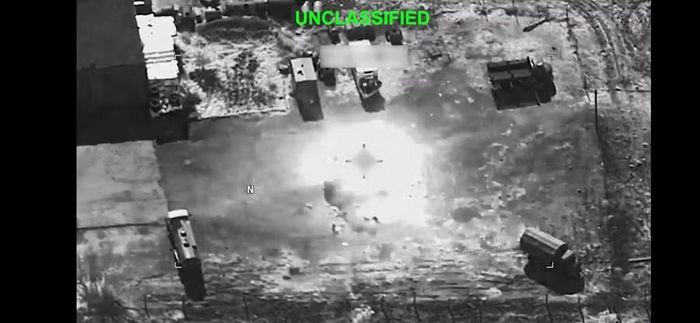  Mỹ không kích các mục tiêu ở Iran ngày 30-7. Ảnh: CENTCOM 