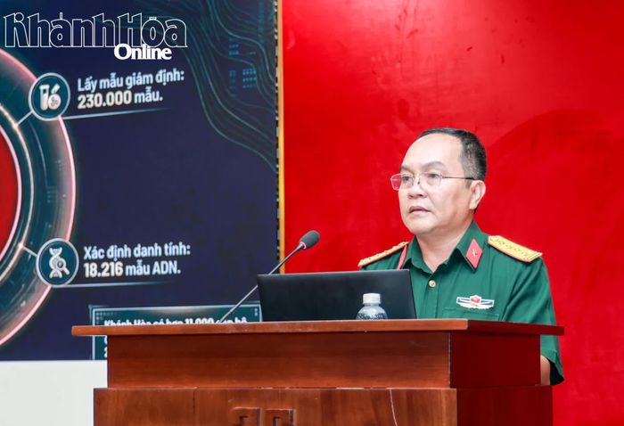 Đại tá Võ Văn Viên thông tin chuyên đề “500 ngày đêm - Hành trình đi tìm đồng đội”.