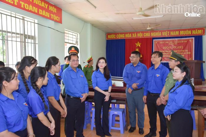 Lãnh đạo Trung ương Đoàn thăm hỏi, nắm tình hình thực hiện các hoạt động tình nguyện.