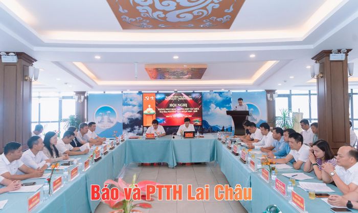 Quang cảnh hội nghị.