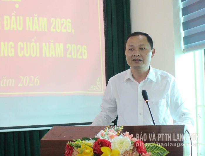 Đồng chí Phạm Hùng Trường, Tỉnh ủy viên, Giám đốc Sở Tư pháp phát biểu tại hội nghị