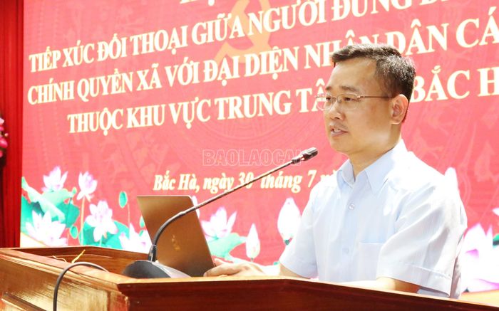 Đồng chí Nguyễn Duy Hòa - Bí thư Đảng ủy xã Bắc Hà phát biểu kết luận hội nghị, định hướng giải quyết các kiến nghị của Nhân dân.
