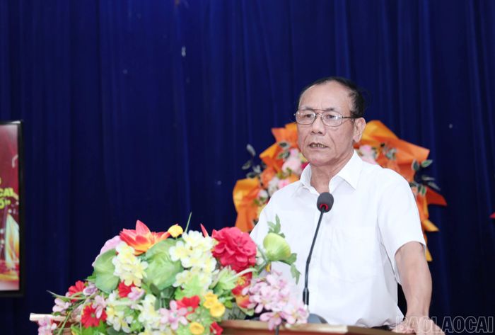 Bí thư Chi bộ, Trưởng thôn 6 xã Yên Bình chia sẻ về những kết quả đạt được trong phong trào "Bình dân học vụ số" trên địa bàn.