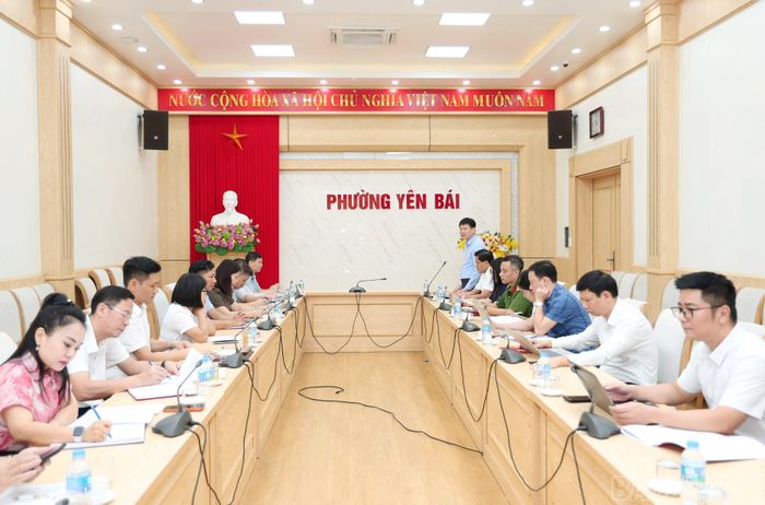 Quang cảnh buổi khảo sát tại phường Yên Bái.