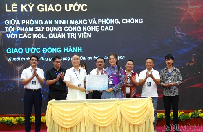 Phòng An ninh mạng và phòng chống tội phạm sử dụng công nghệ cao ký giao ước với các KOL, quản trị viên đồng hành vì môi trường không gian mạng an toàn, lành mạnh.
