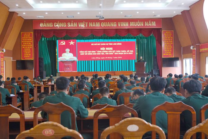 Quang cảnh hội nghị