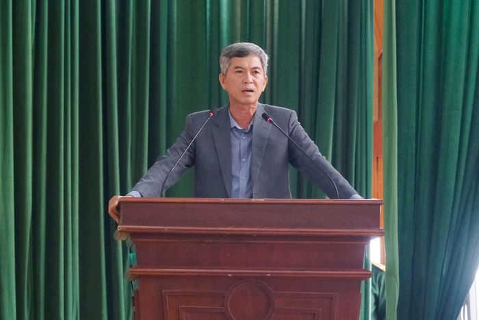 Đồng chí Nguyễn Hoàng Đạo, Phó Giám đốc Sở Dân tộc và Tôn giáo tỉnh phát biểu
