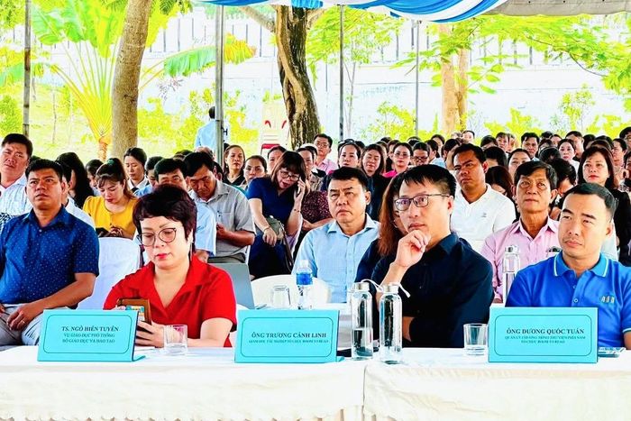 Đại biểu tham dự hội nghị