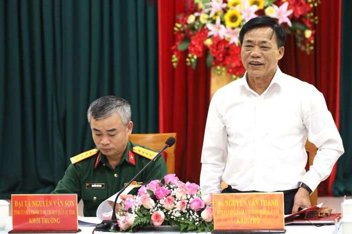 Tỉnh ủy viên, Chánh án Tòa án nhân dân tỉnh Lâm Đồng Nguyễn Văn Thanh phát biểu tại hội nghị