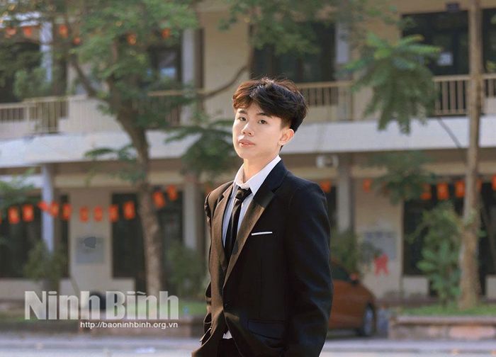 Em Phạm Lê Minh Tâm, học sinh lớp 11 chuyên Anh 1, Trường THPT chuyên Lê Hồng Phong.