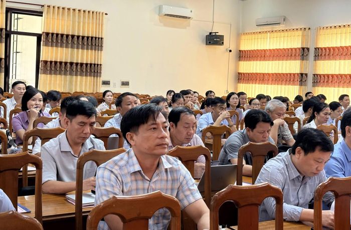 Các học viên tham gia lớp bồi dưỡng nghiệp vụ - Ảnh: H.L