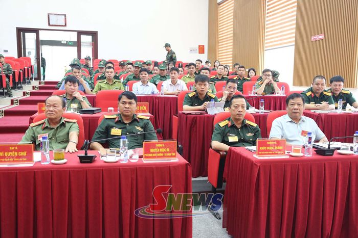 Các đại biểu dự diễn tập.