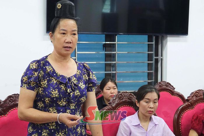 Đại diện hộ dân phát biểu.